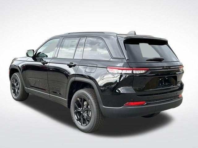 new 2025 Jeep Grand Cherokee car, priced at $40,959