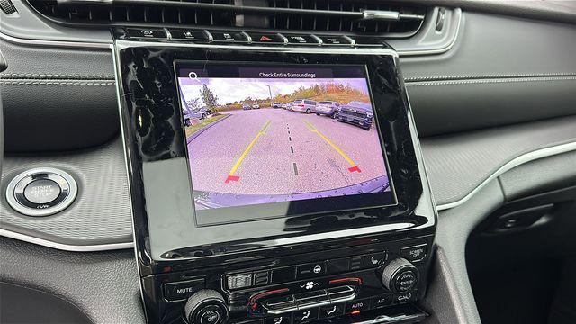 new 2025 Jeep Grand Cherokee car, priced at $40,959