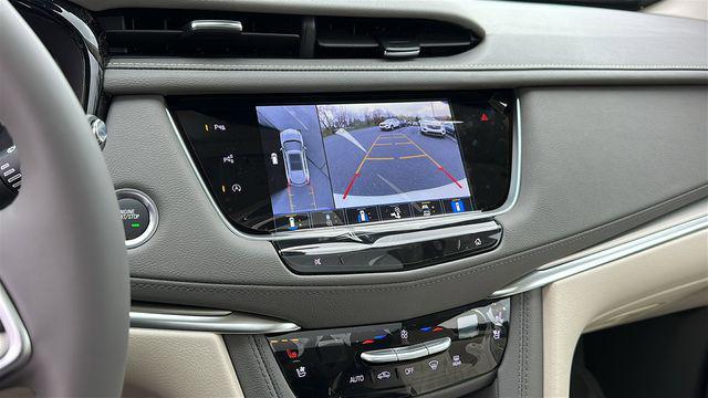 new 2026 Cadillac XT5 car, priced at $61,120