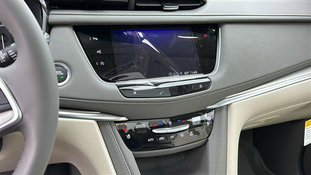 new 2026 Cadillac XT5 car, priced at $61,120