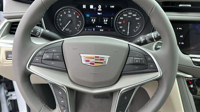new 2026 Cadillac XT5 car, priced at $61,120