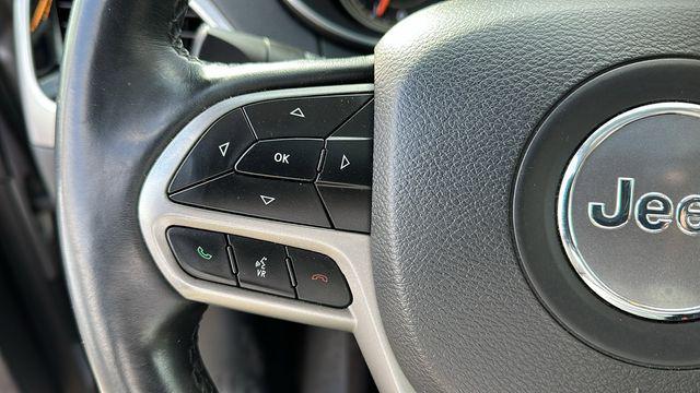 used 2019 Jeep Cherokee car, priced at $17,695