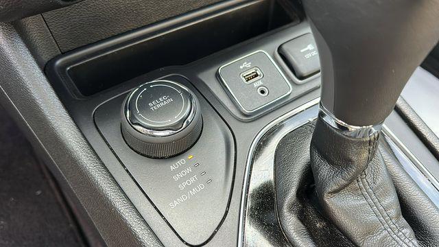 used 2019 Jeep Cherokee car, priced at $17,695