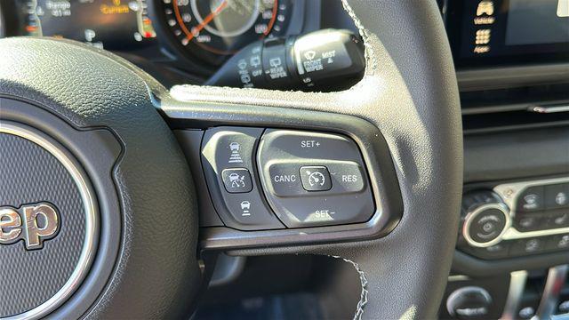 new 2026 Jeep Wrangler car, priced at $47,513