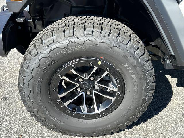 new 2026 Jeep Wrangler car, priced at $47,513