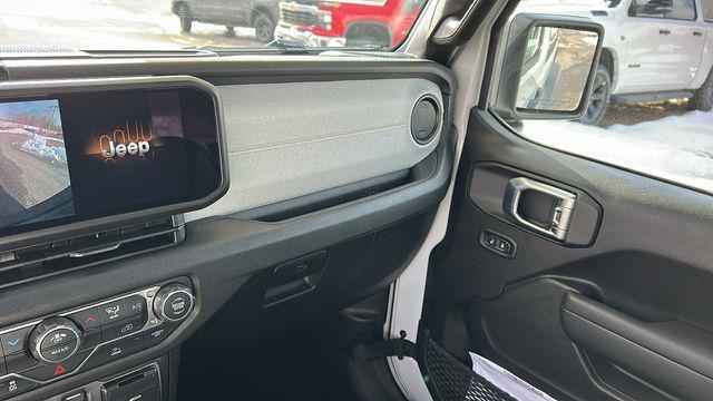 new 2026 Jeep Wrangler car, priced at $39,275