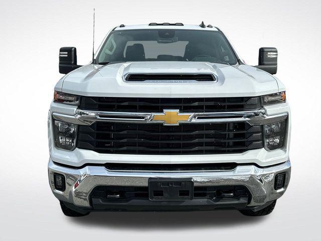 used 2024 Chevrolet Silverado 2500 car, priced at $49,897