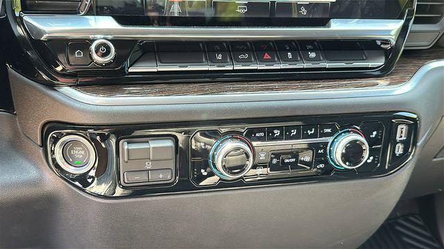 new 2025 GMC Sierra 2500 car, priced at $59,690