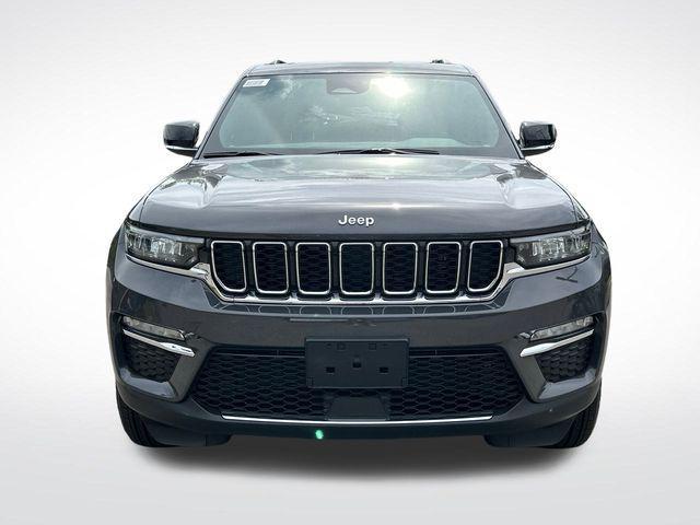 new 2025 Jeep Grand Cherokee car, priced at $39,881