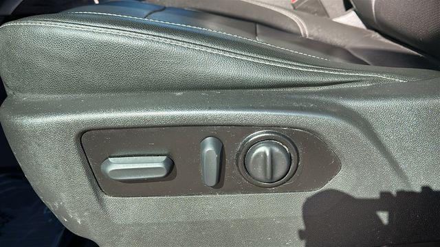 used 2022 Chevrolet Silverado 1500 car, priced at $35,297