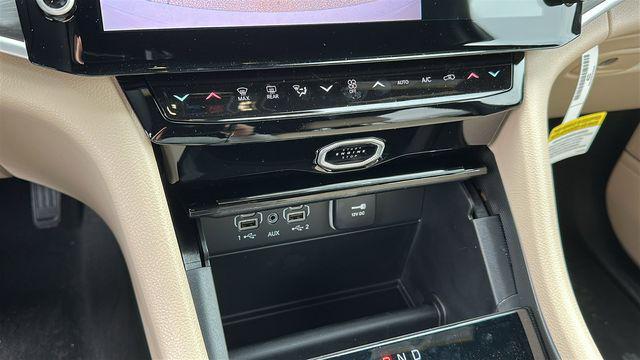 new 2026 Jeep Grand Cherokee car, priced at $42,428