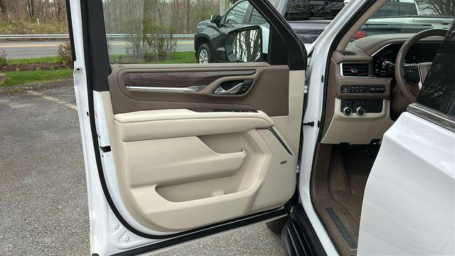 used 2024 GMC Yukon XL car, priced at $67,897