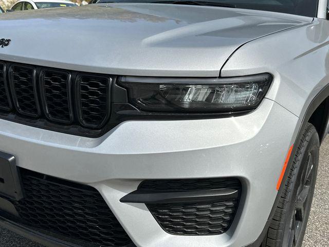 new 2025 Jeep Grand Cherokee car, priced at $39,459