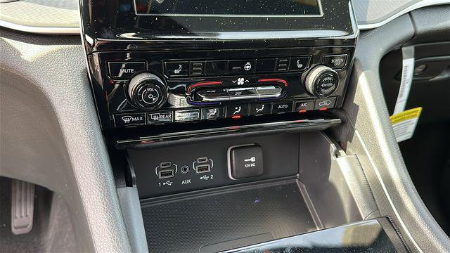 new 2025 Jeep Grand Cherokee car, priced at $39,459