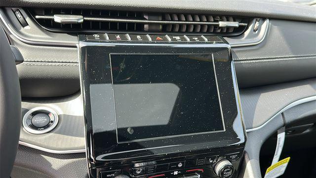 new 2025 Jeep Grand Cherokee car, priced at $39,459