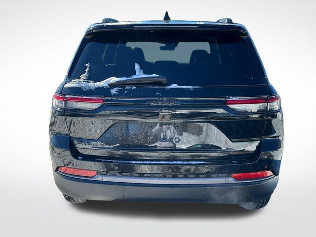 new 2026 Jeep Grand Cherokee car, priced at $46,656