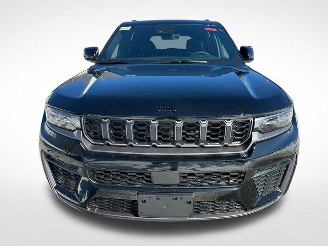 new 2026 Jeep Grand Cherokee car, priced at $46,656