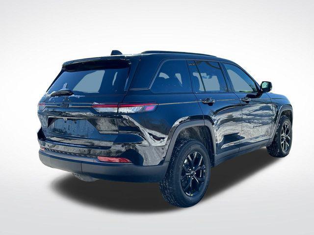 new 2026 Jeep Grand Cherokee car, priced at $46,656