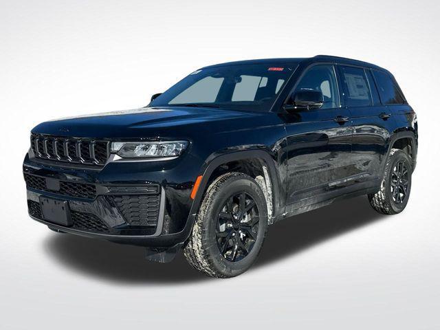 new 2026 Jeep Grand Cherokee car, priced at $46,656