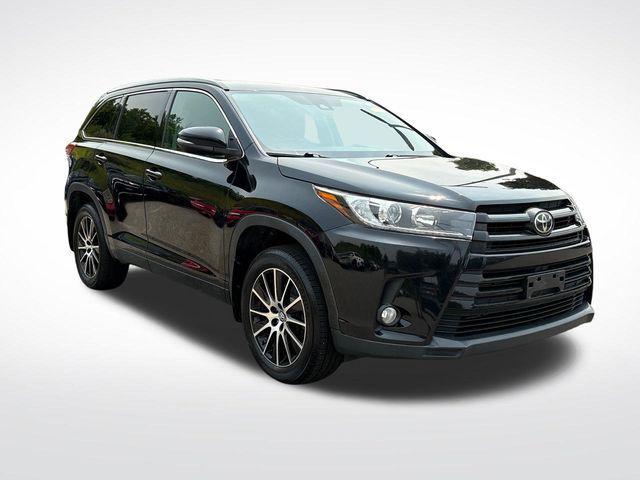 used 2017 Toyota Highlander car, priced at $22,276
