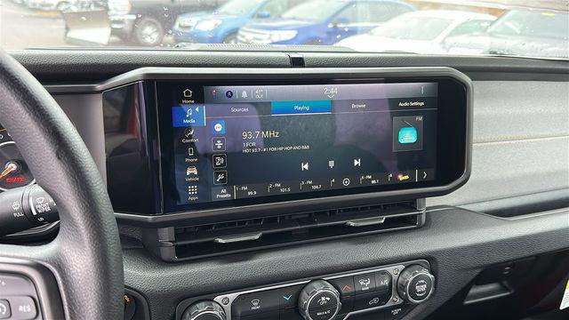 new 2026 Jeep Wrangler car, priced at $36,499