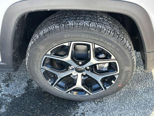 new 2026 Jeep Compass car, priced at $31,432