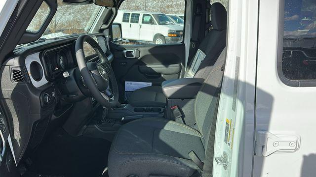 new 2026 Jeep Wrangler car, priced at $48,611