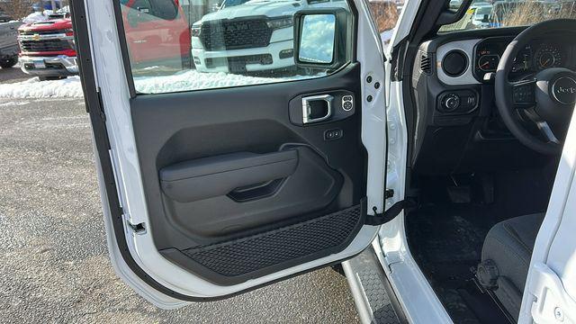 new 2026 Jeep Wrangler car, priced at $48,611