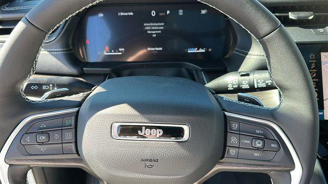 new 2026 Jeep Grand Cherokee car, priced at $51,964