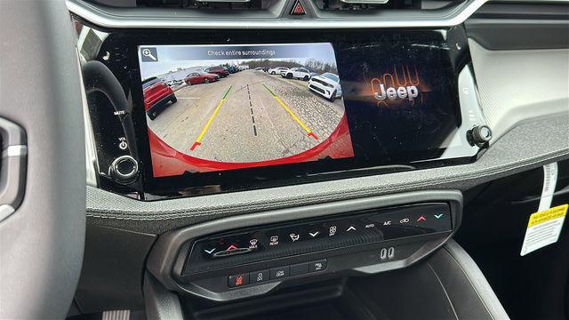 new 2026 Jeep Cherokee car, priced at $38,670