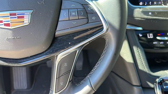 used 2025 Cadillac XT5 car, priced at $39,495