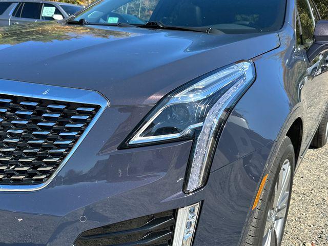 used 2025 Cadillac XT5 car, priced at $39,495