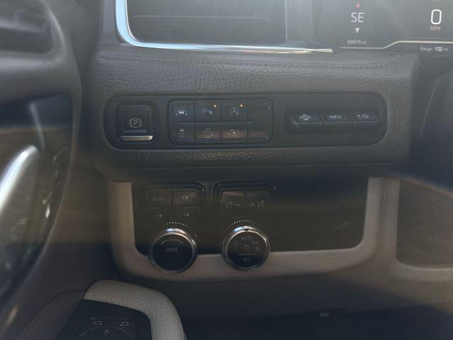 used 2023 GMC Yukon XL car, priced at $56,417