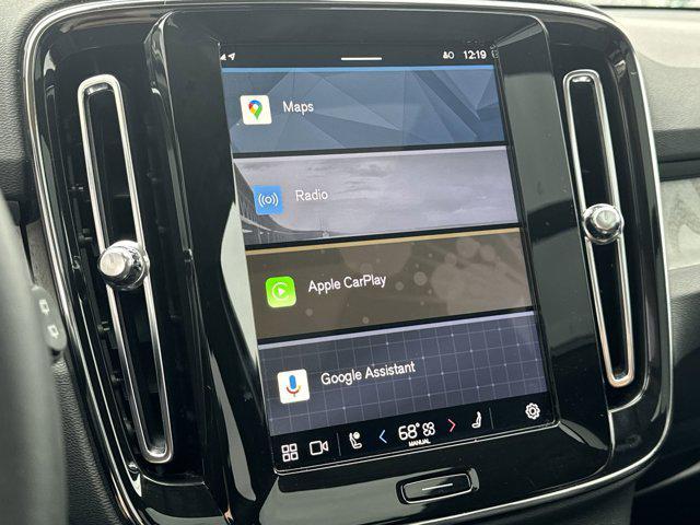 new 2025 Volvo XC40 car, priced at $43,680