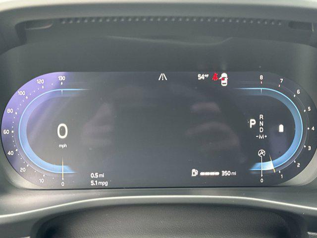 new 2025 Volvo XC40 car, priced at $43,680