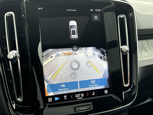 new 2025 Volvo XC40 car, priced at $43,680