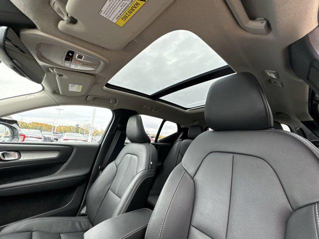 new 2025 Volvo XC40 car, priced at $43,680