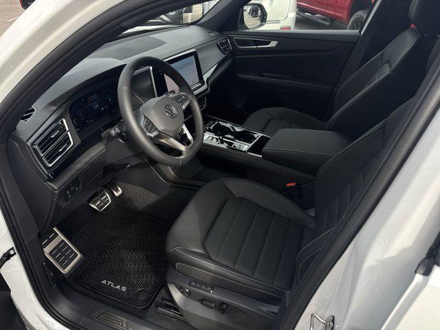 new 2026 Volkswagen Atlas Cross Sport car, priced at $48,828