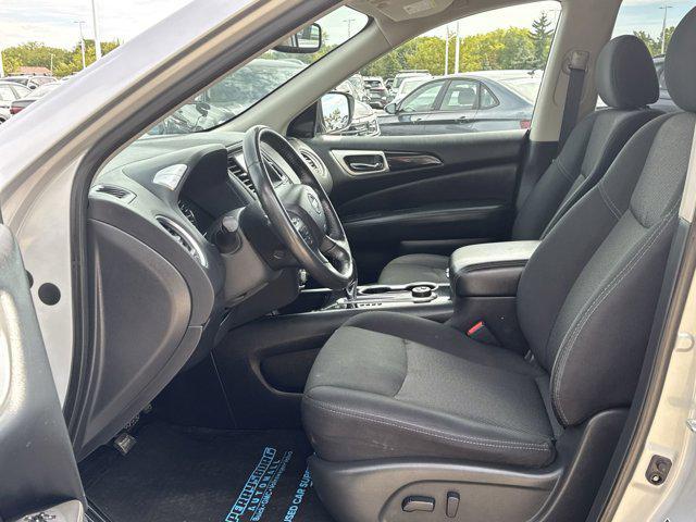 used 2020 Nissan Pathfinder car, priced at $13,492