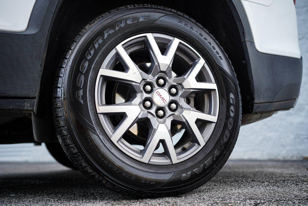 used 2023 GMC Acadia car, priced at $21,895