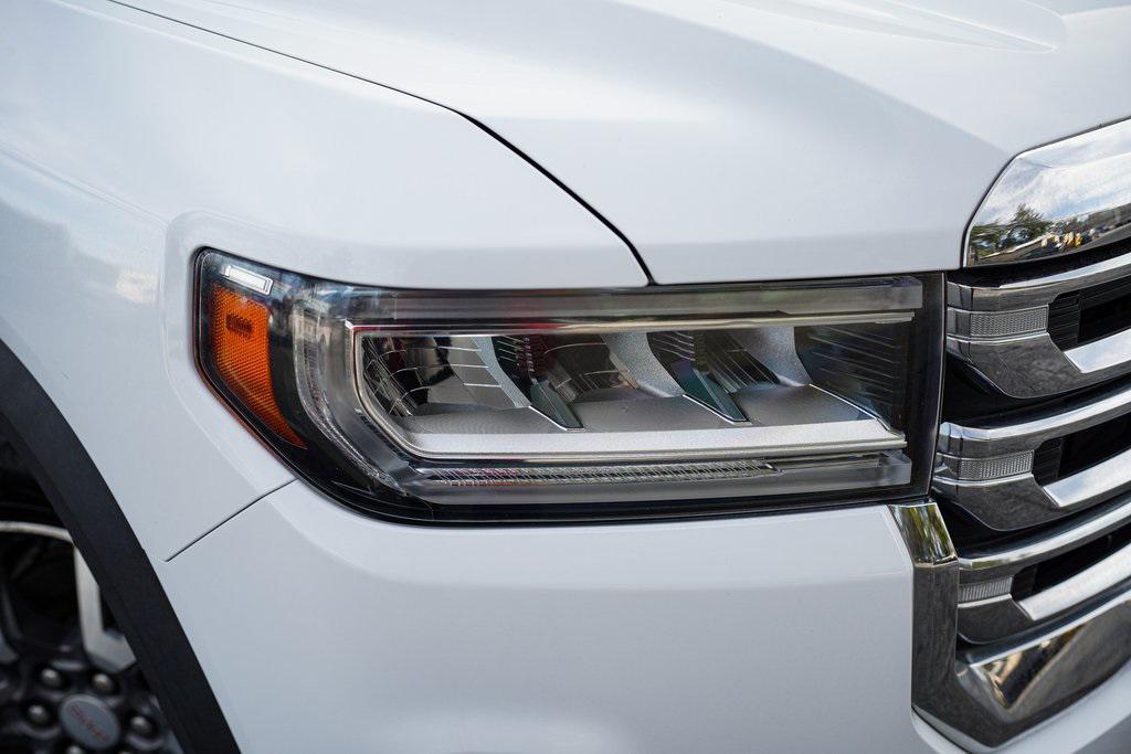 used 2023 GMC Acadia car, priced at $22,195