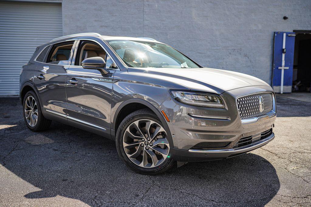 used 2023 Lincoln Nautilus car, priced at $31,097