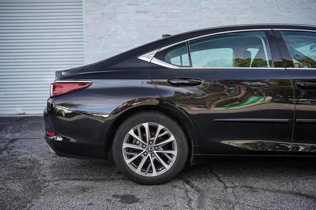 used 2023 Lexus ES 350 car, priced at $33,492