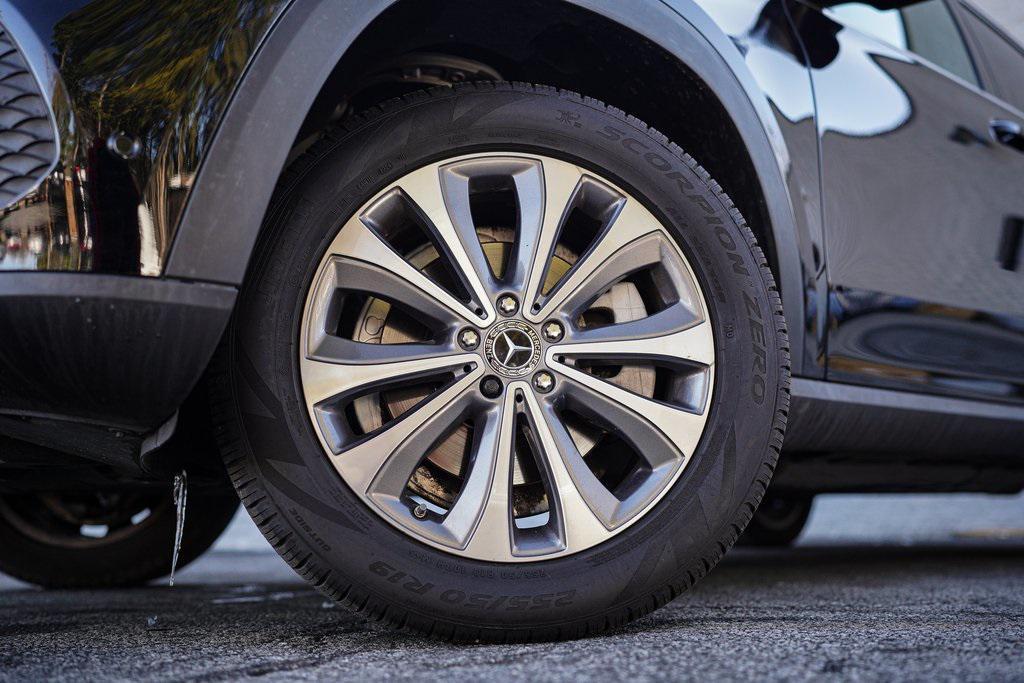 used 2022 Mercedes-Benz GLE 350 car, priced at $33,995