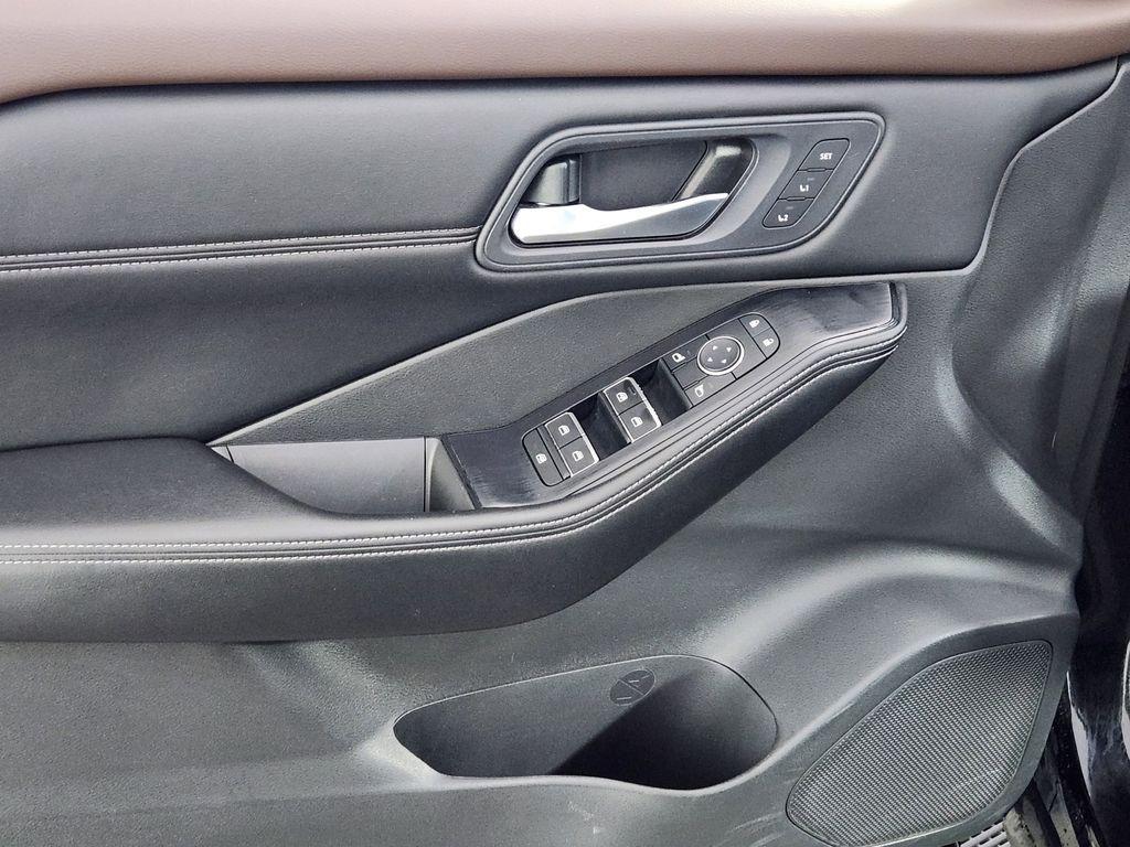 used 2023 Nissan Rogue car, priced at $21,407