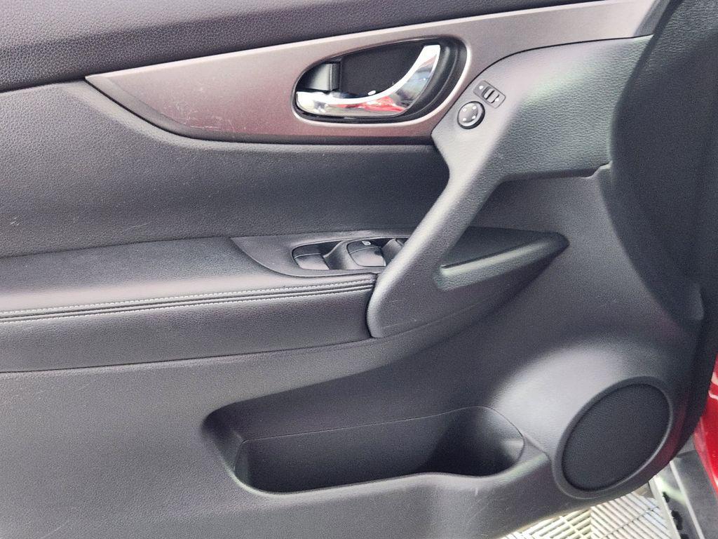 used 2016 Nissan Rogue car, priced at $10,535