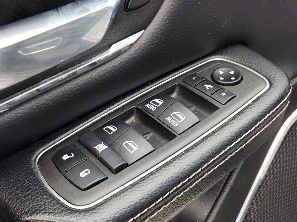 used 2024 Ram 1500 car, priced at $37,813