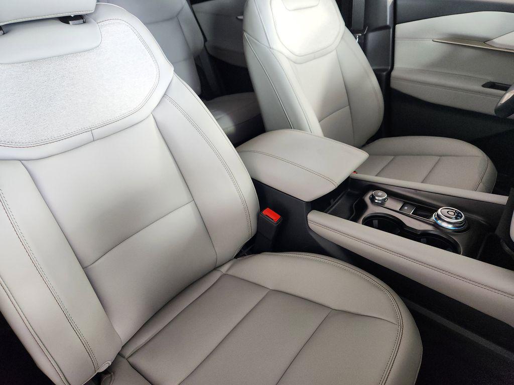 new 2025 Ford Explorer car, priced at $45,411