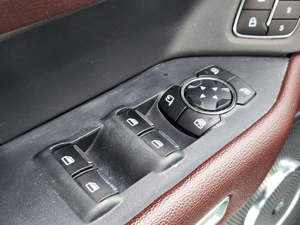 used 2023 Ford Expedition car, priced at $44,413