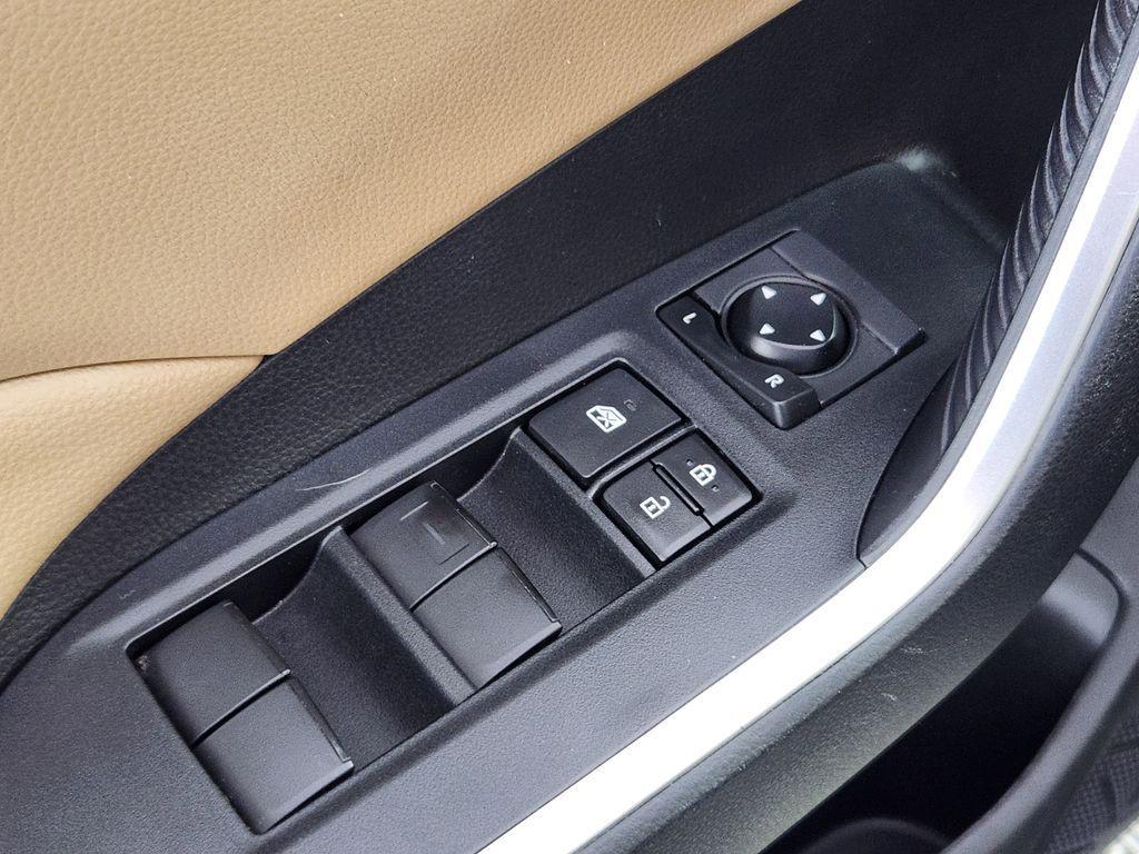 used 2020 Toyota RAV4 Hybrid car, priced at $28,627